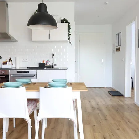 London Erfstadt: Family & Business Haven Near Cologne * Erftstadt